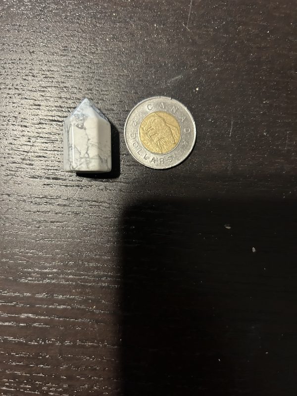 Howlite Mini Tower