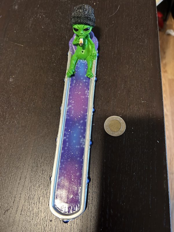 Smoking Alien Incense Holder